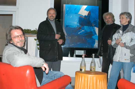 Nehmen Sie bitte Platz...